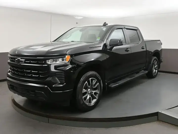Chevrolet Silverado 1500 2022 photo 3