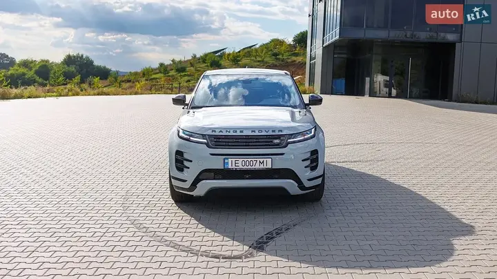 Land Rover Range Rover Evoque 2024 photo 2