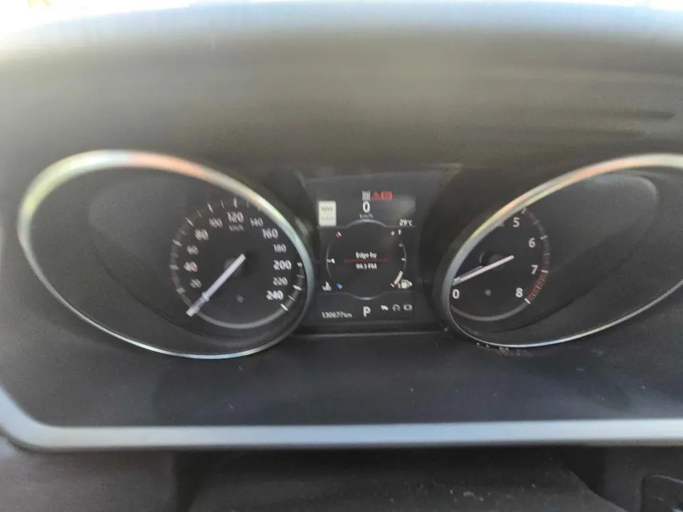 Land Rover Discovery 2017 photo 5