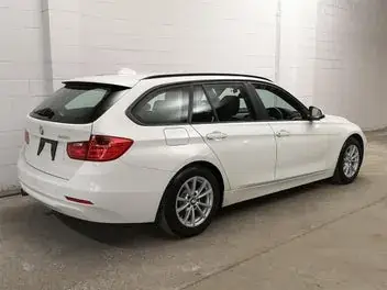 BMW 320I 2015 photo 3