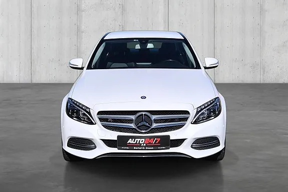 Mercedes-Benz C180 2015 photo 4