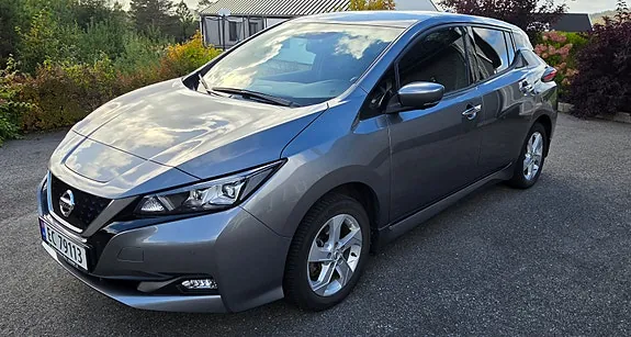Nissan Leaf 2021 photo 3