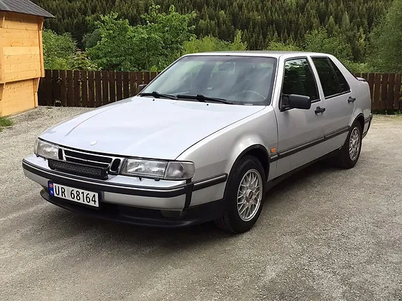 Saab 9000