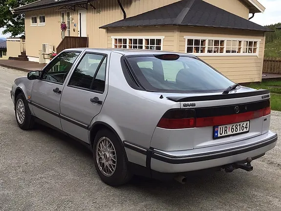 Saab 9000 1997 photo 2