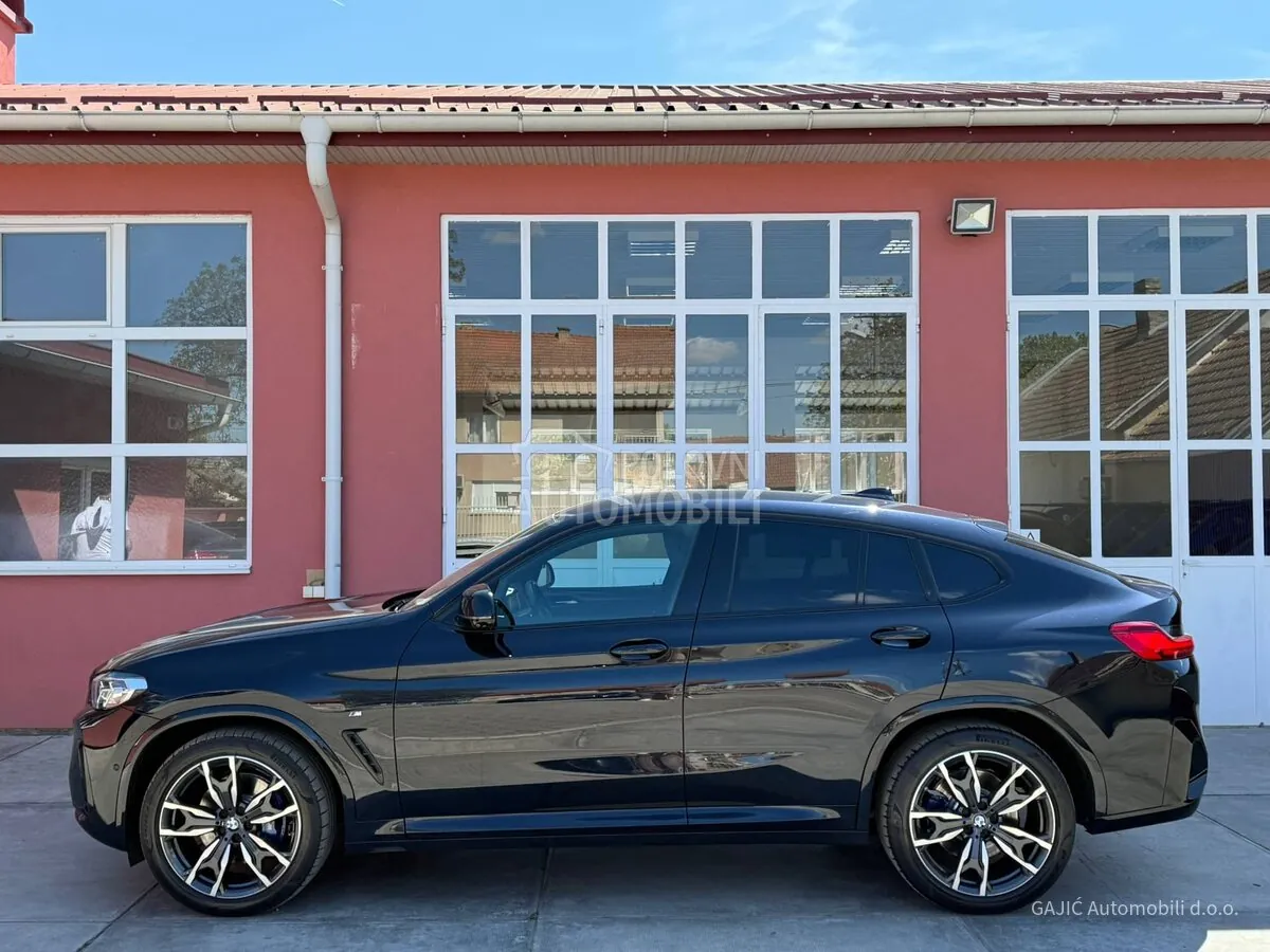 BMW X4 2023 photo 2