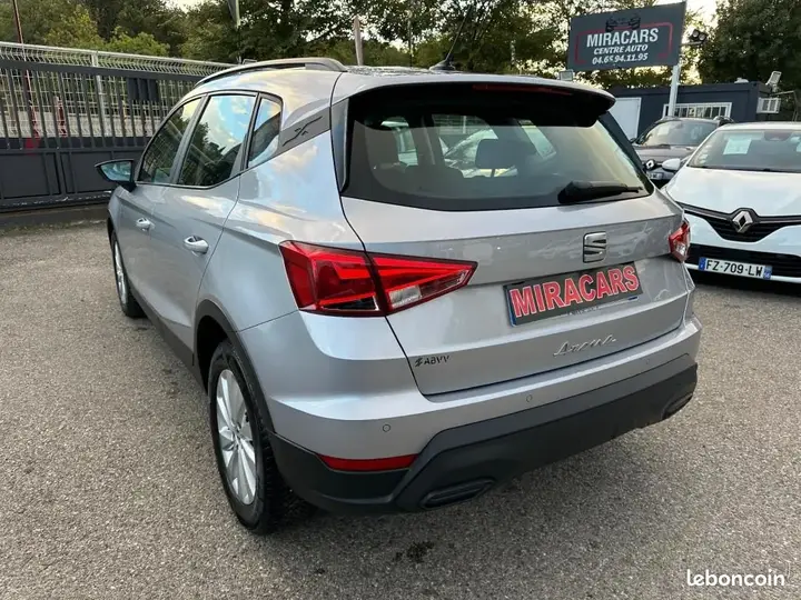 Seat Arona 2023 photo 5