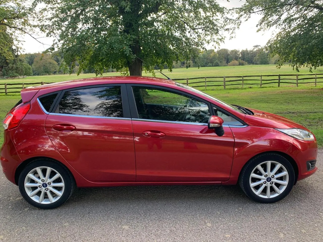 Ford Fiesta 2016 photo 3