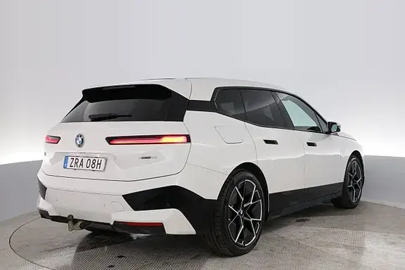 BMW Ix 2023 photo 5