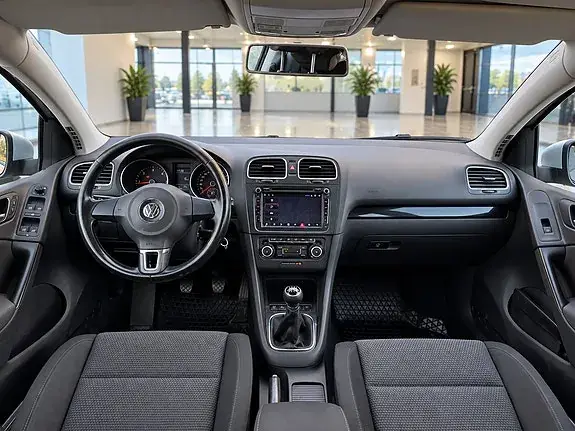 Volkswagen Golf 6 2010 photo 2