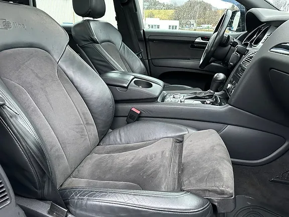 Audi Q7 2011 photo 3