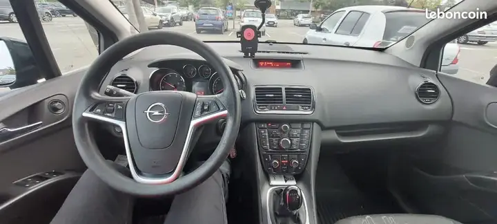 Opel Meriva 2015 photo 3