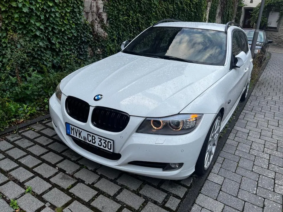 BMW 330D Touring