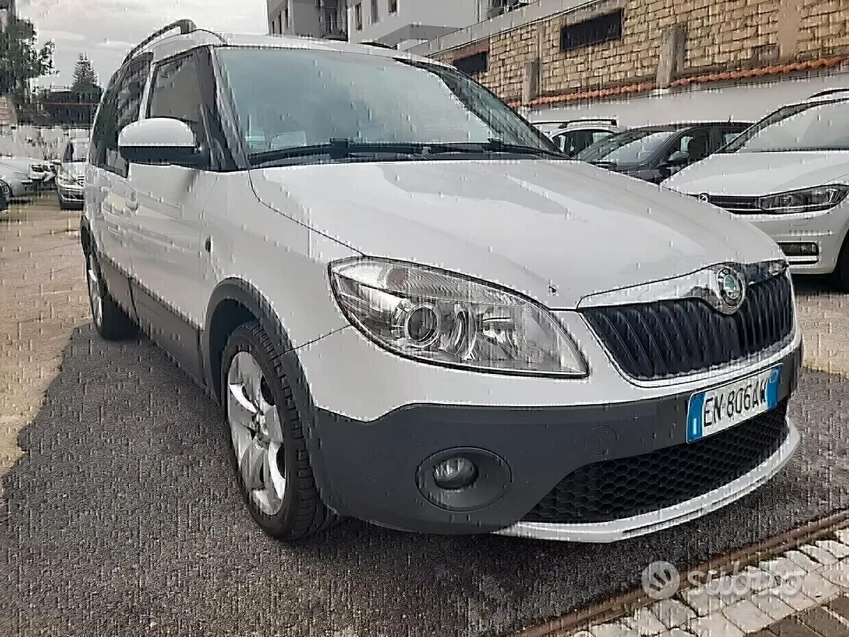 Skoda Roomster 2012 photo 5