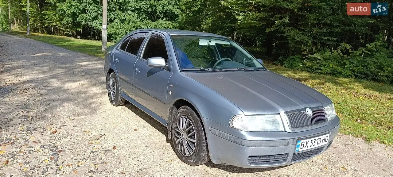 Skoda Octavia 2002 photo 2