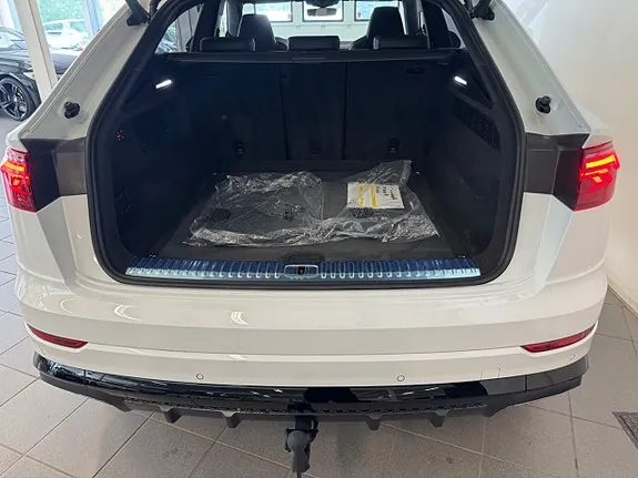 Audi Q8 2025 photo 5