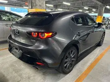 Mazda 3 2021 photo 3