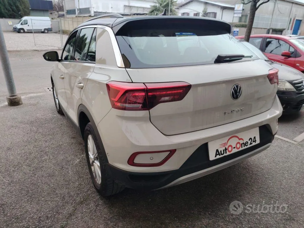 Volkswagen T-Roc 2024 photo 5