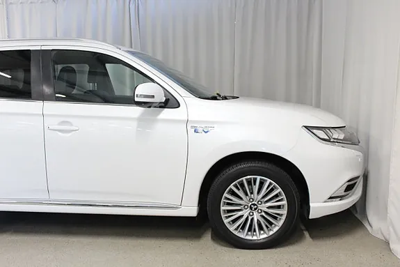 Mitsubishi Outlander 2020 photo 3