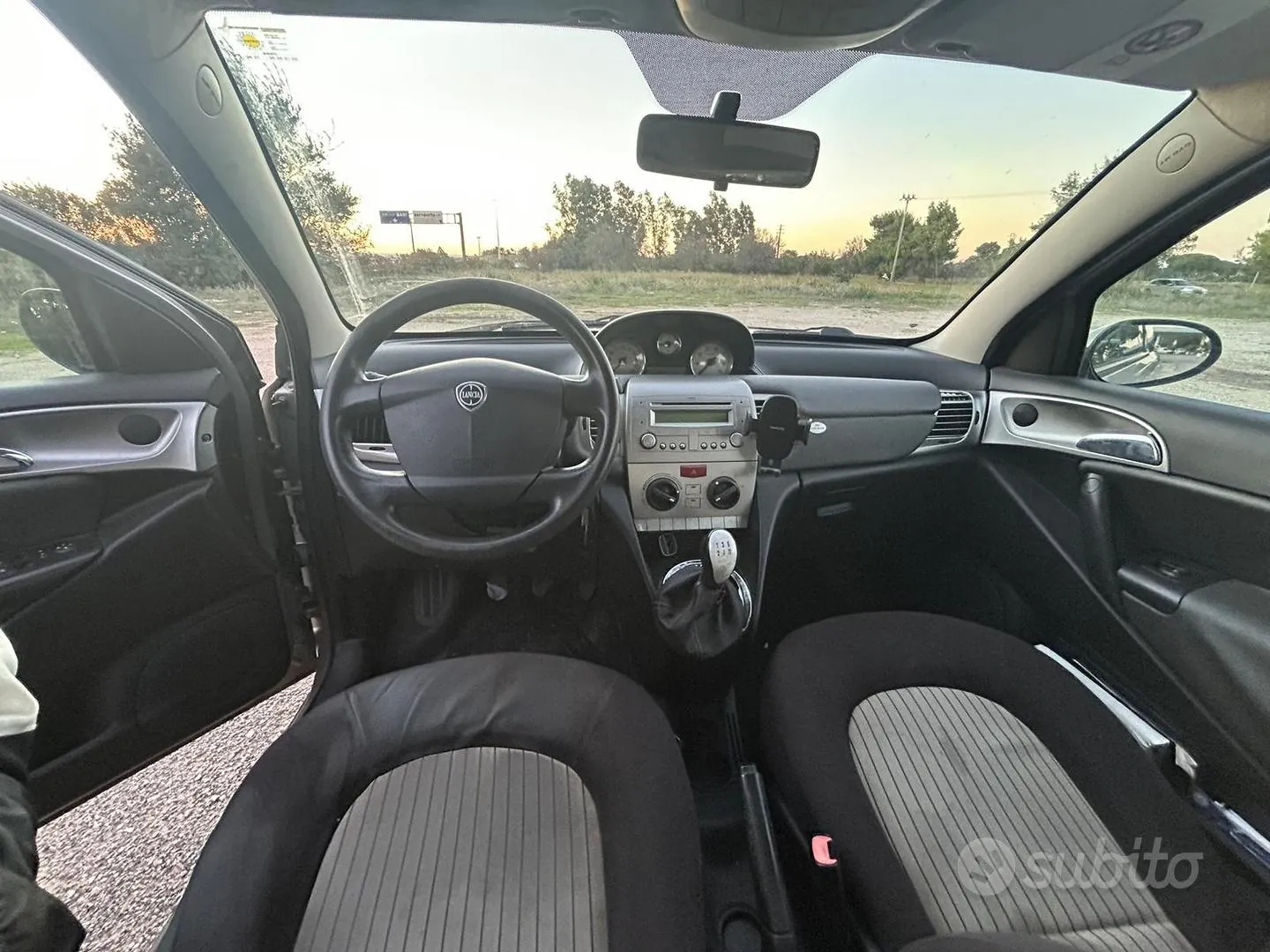 Lancia Ypsilon