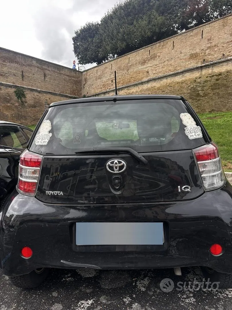 Toyota Iq 2014 photo 2