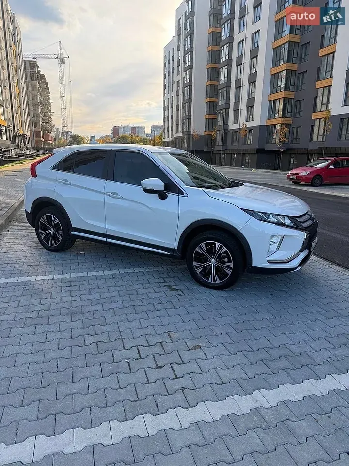 Mitsubishi Eclipse Cross 2018 photo 4
