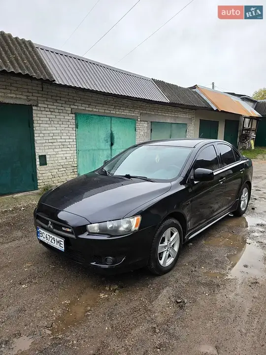 Mitsubishi Lancer 2009 photo 4