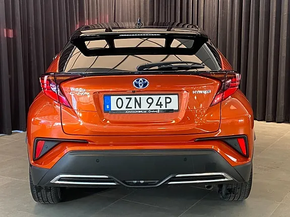 Toyota C-Hr 2020 photo 2