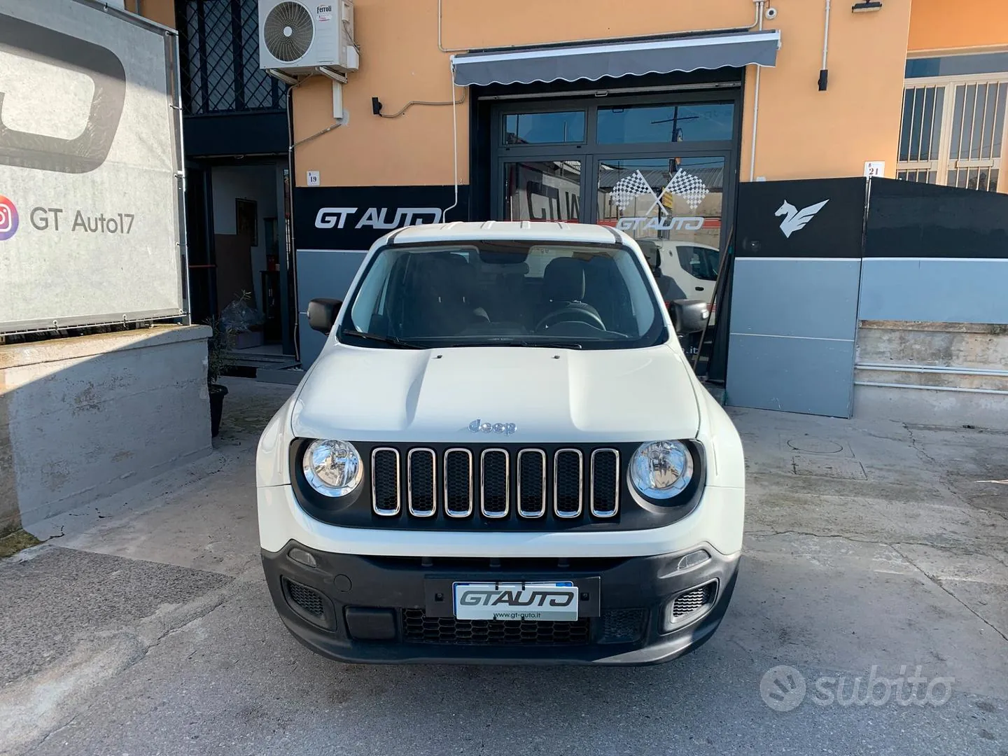 Jeep Renegade 2017 photo 2