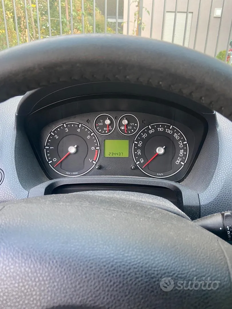 Ford Fiesta 2007 photo 4