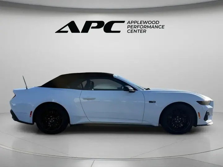 Ford Mustang 2024 photo 5