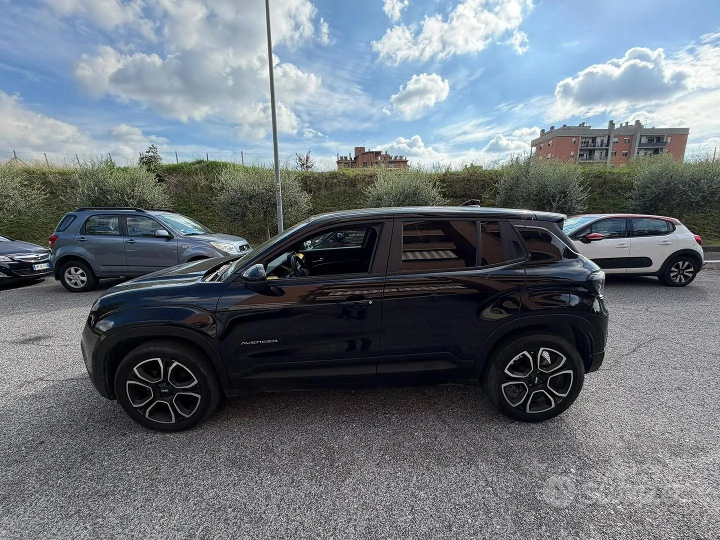 Jeep Avenger 2023 photo 2