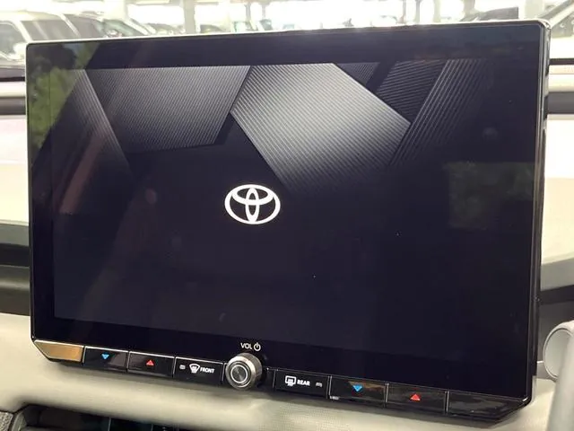 Toyota Rav4 2026 photo 4