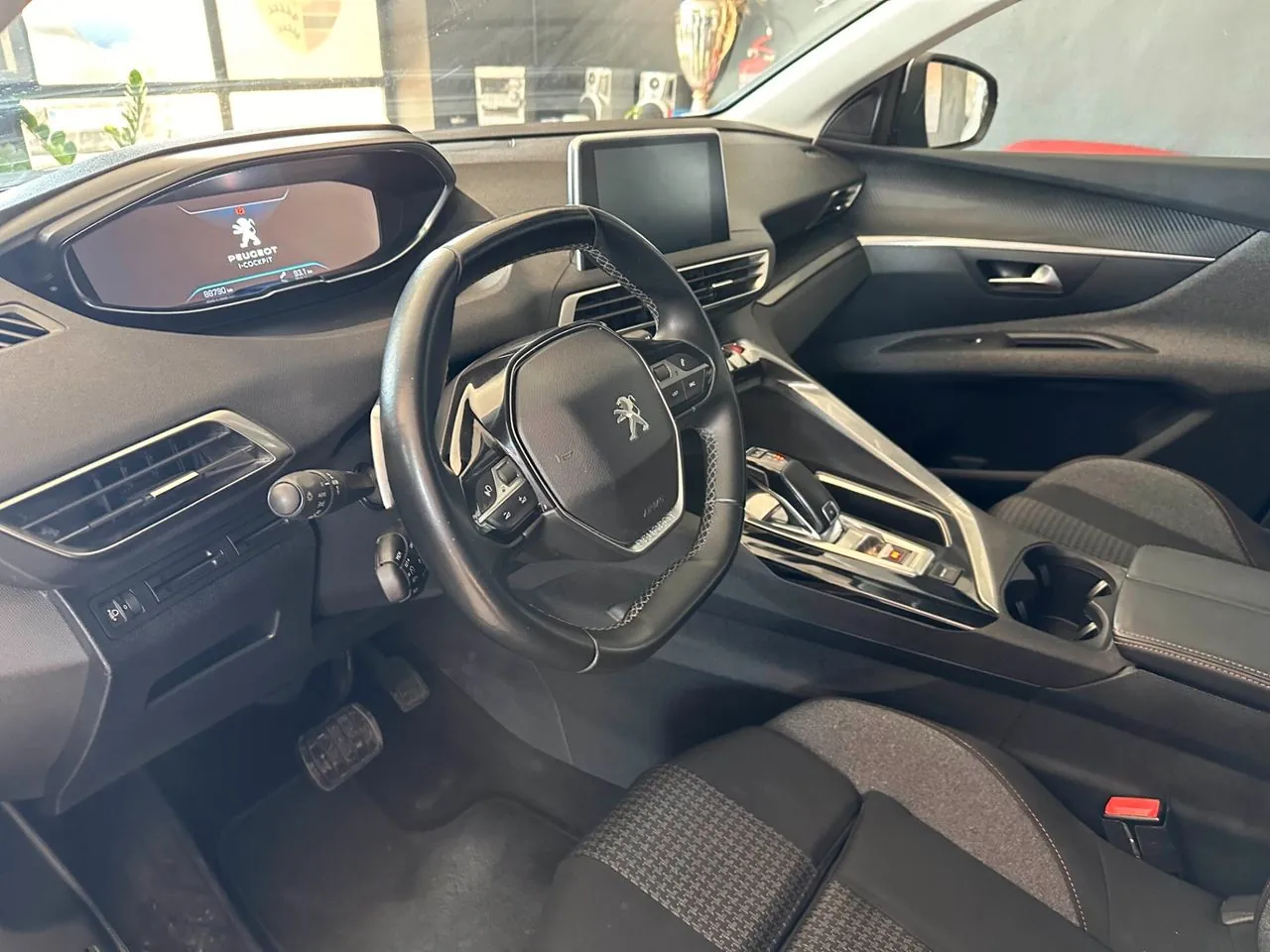 Peugeot 3008 2019 photo 4