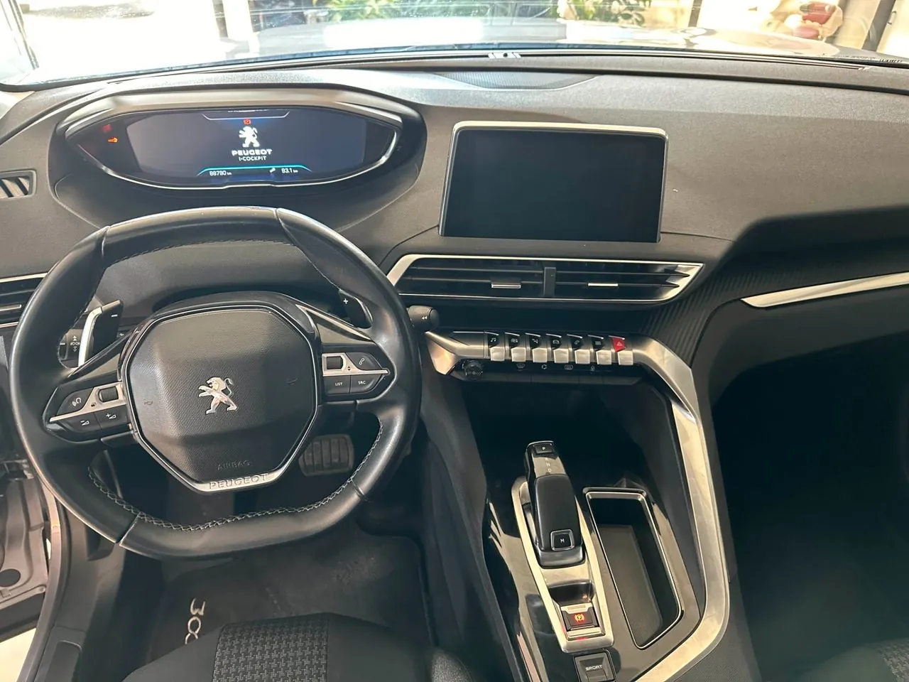 Peugeot 3008 2019 photo 3