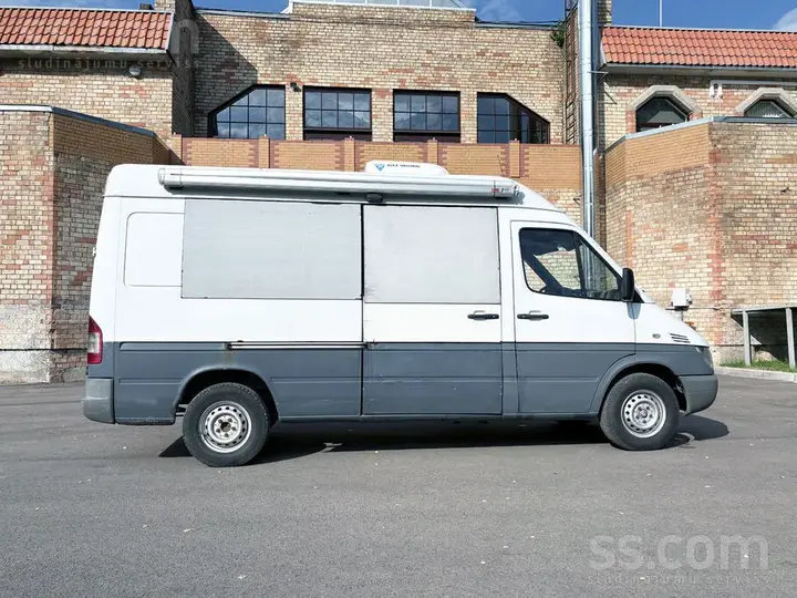 Mercedes-Benz Sprinter