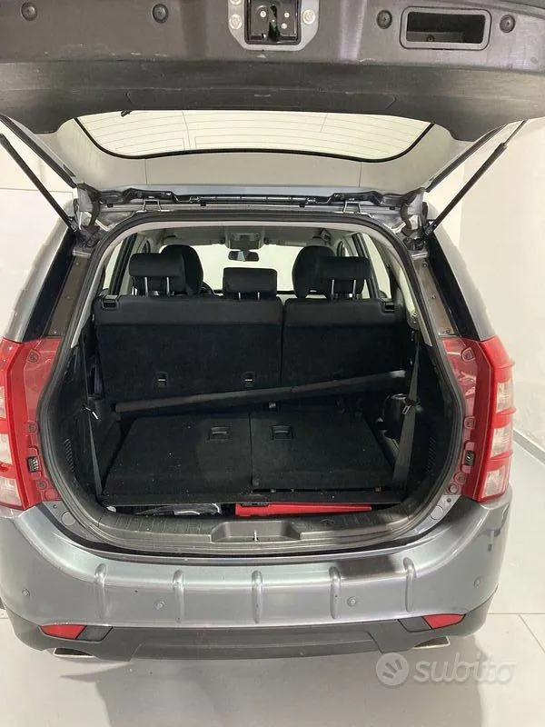 Mahindra Xuv500 2018 photo 5