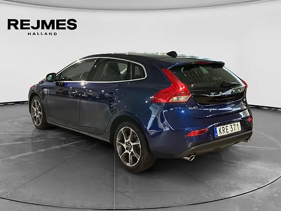 Volvo V40 2015 photo 2