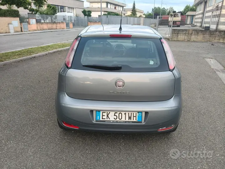 Fiat Punto Evo 2012 photo 4