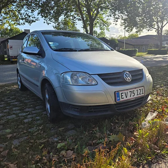 Volkswagen Fox 2005 photo 3