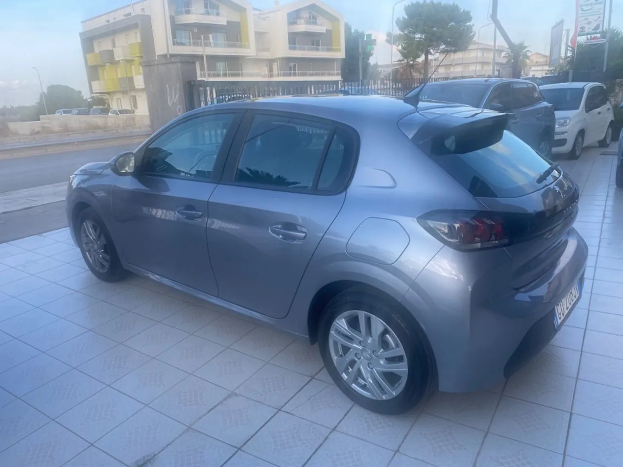 Peugeot 208 2020 photo 4