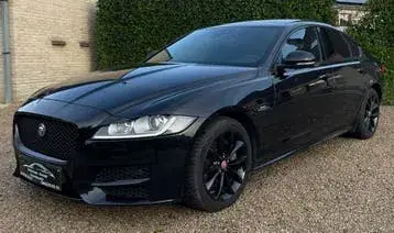 Jaguar Xf 2019 photo 3