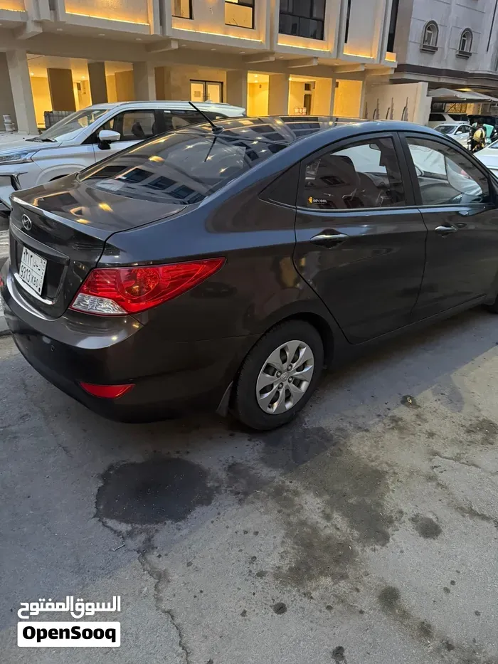Hyundai Accent 2017 photo 4