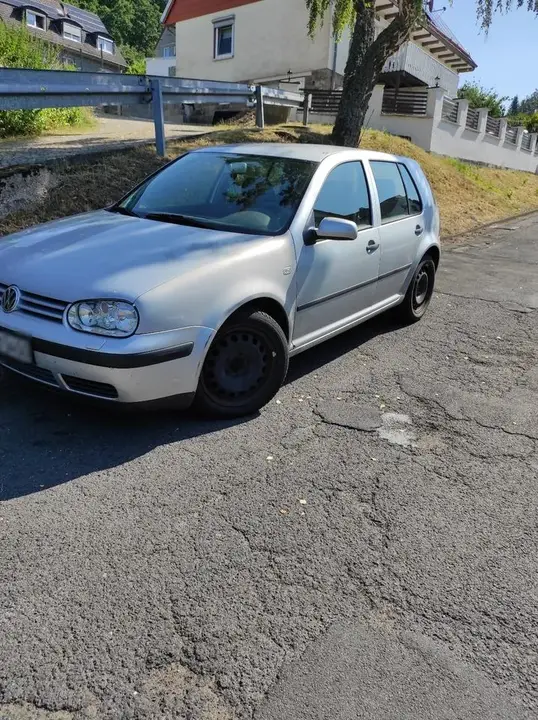 Volkswagen Golf 4