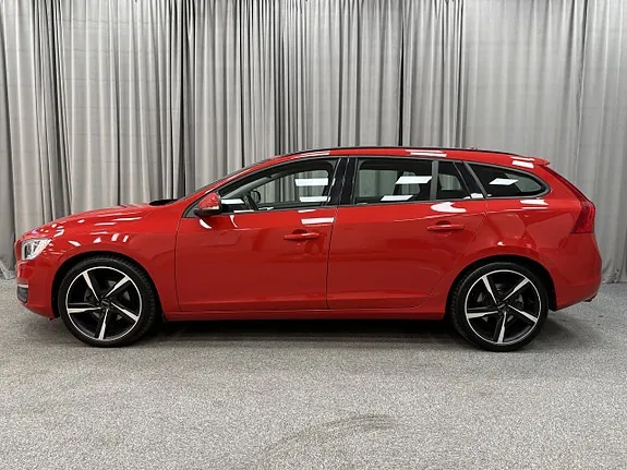Volvo V60 2017 photo 2