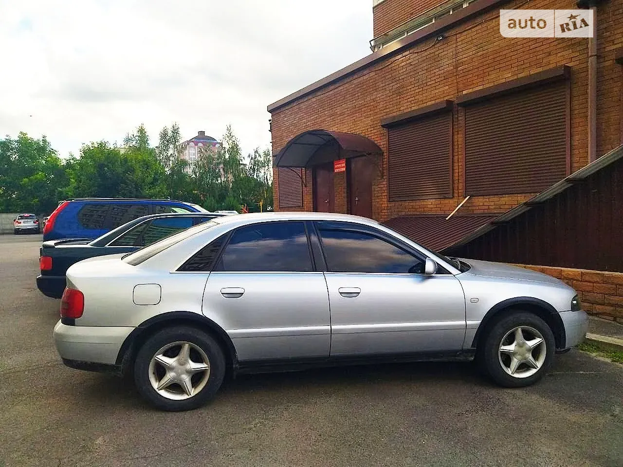 Audi A4 2000 photo 2