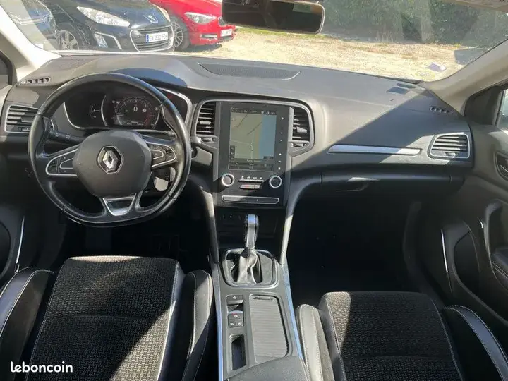 Renault Megane 2018 photo 3