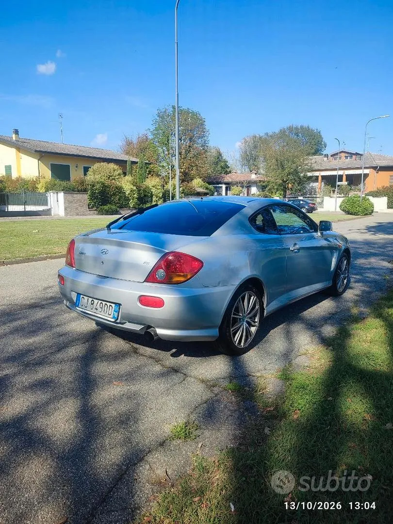 Hyundai Coupe 2003 photo 4