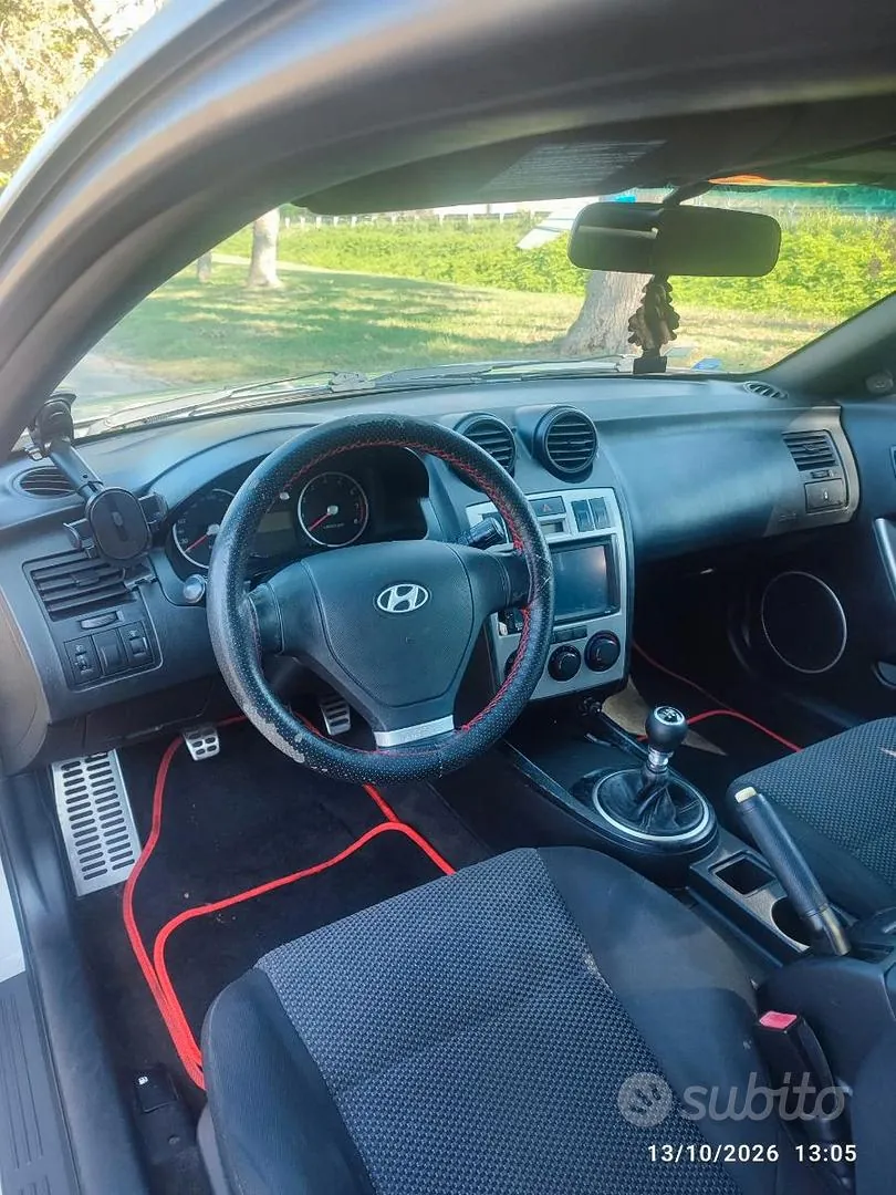 Hyundai Coupe 2003 photo 5