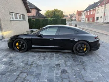 Porsche Taycan Turbo S