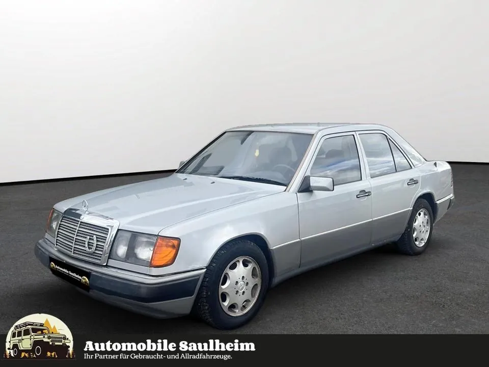 Mercedes-Benz 200 D